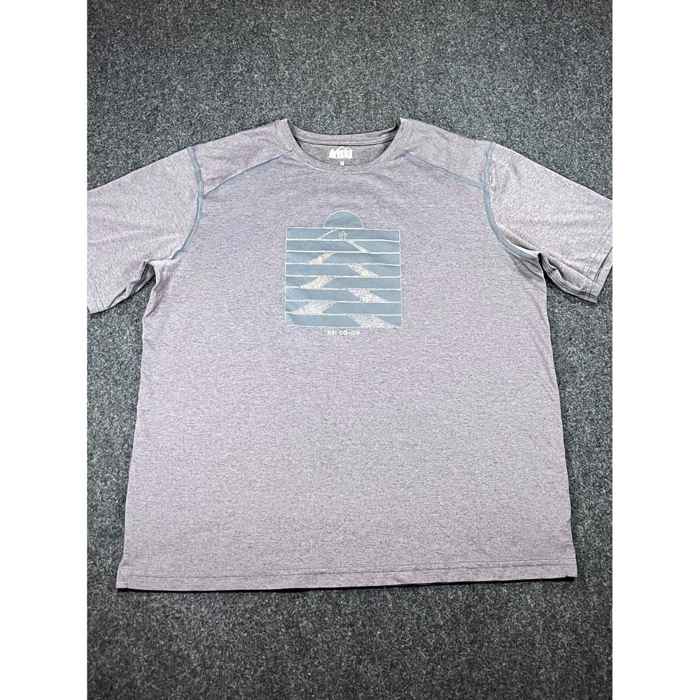 REI Co op Performance T‎ Shirt Mens Medium Gray Desert Landscape Graphic Print